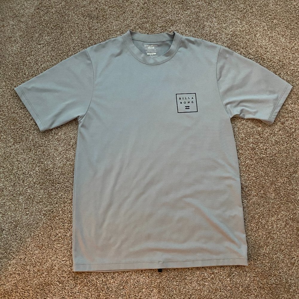 Billabong Mens All Day Fit Loose Fit Short Sleeve Dri Fit Shirt Gray - Medium